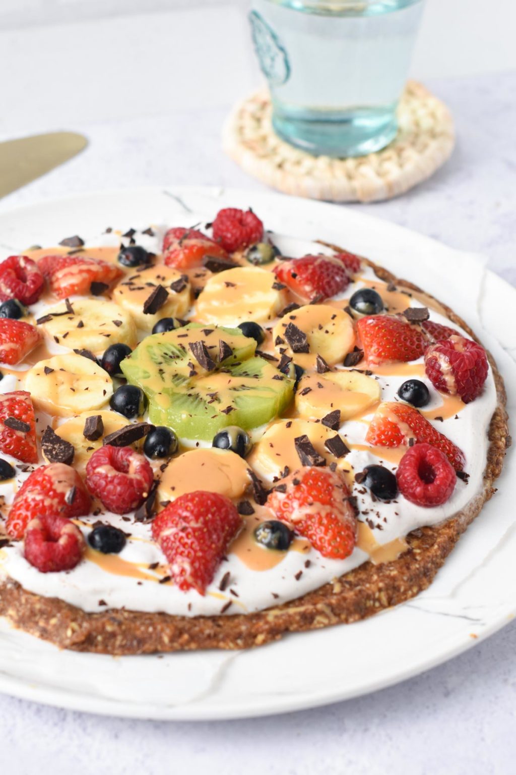 Healthy Fruit Pizza (No-Bake) - The Conscious Plant Kitchen