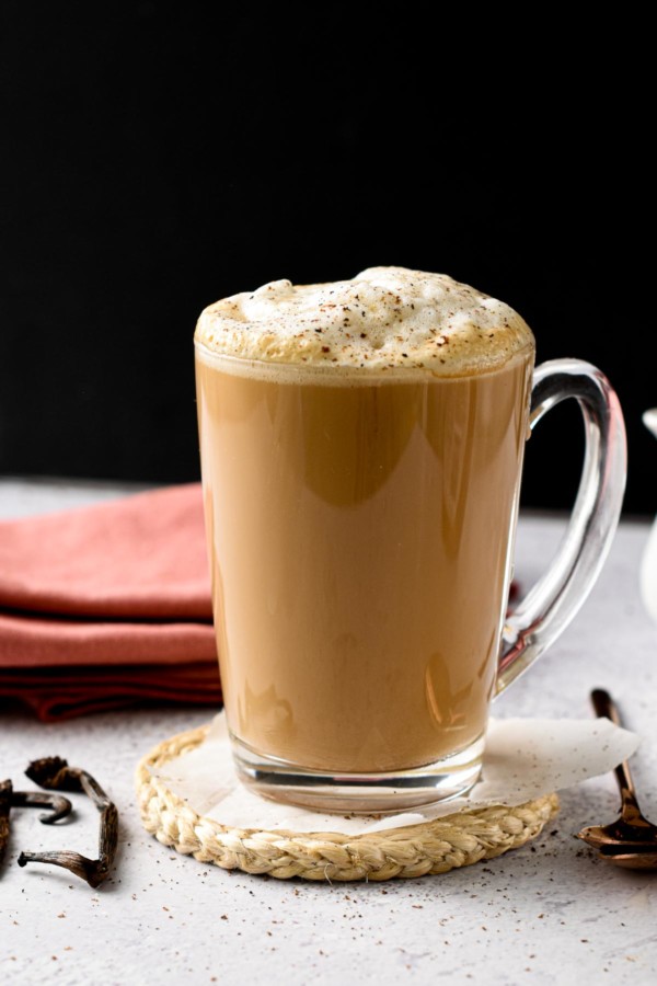 skinny-vanilla-latte-70kcal-zero-sugar-the-conscious-plant-kitchen