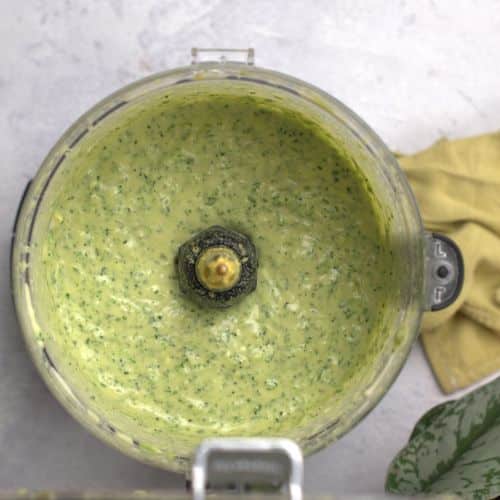 Green pasta sauce blended.