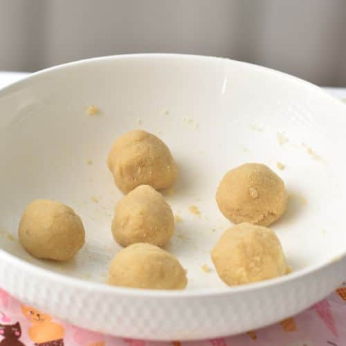 3-Ingredient Almond Flour Cookie dough balls.