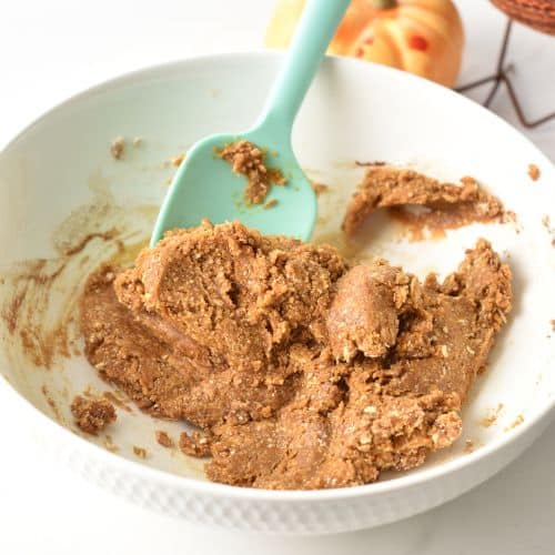 Mixed No-Bake Pumpkin Bar batter in a mixing bowl.