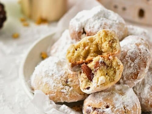 Almond Snowball Cookies