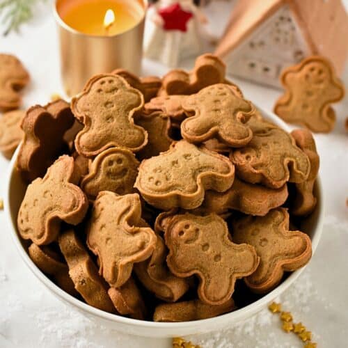 Easy Gingerbread Cookies (No Eggs, No Molasse)