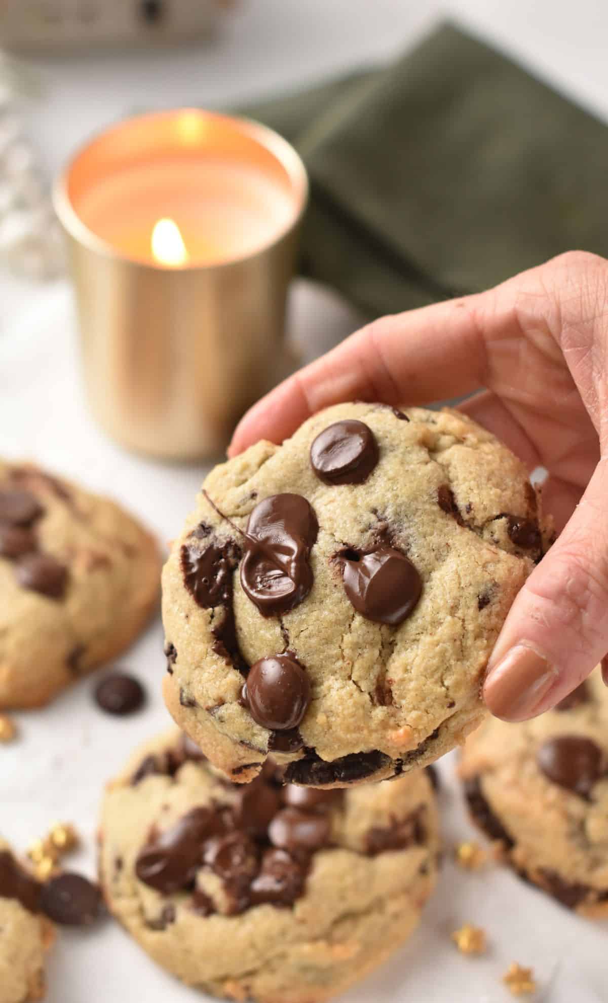 5-Ingredient Chocolate Chip Cookies