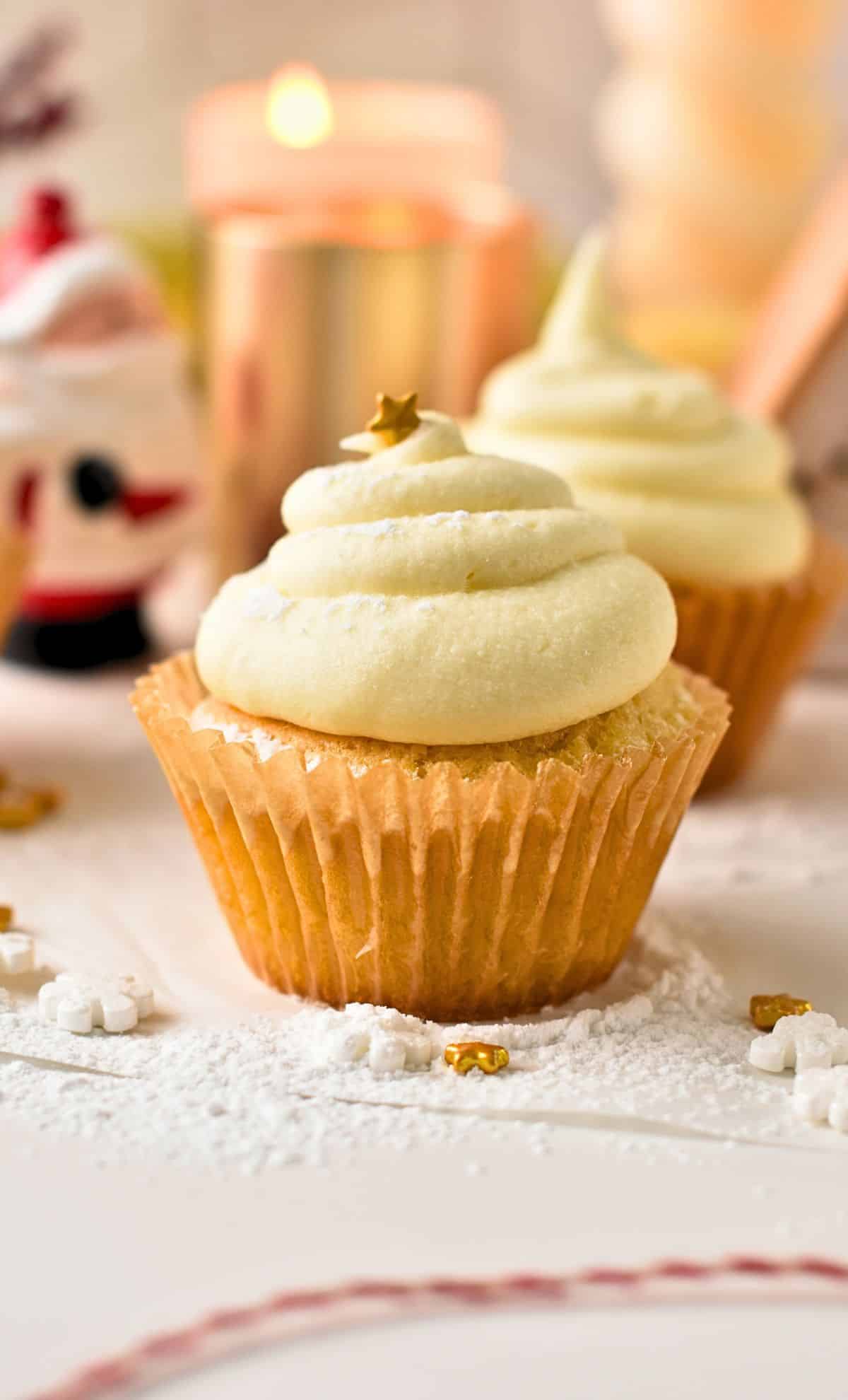 Easy Vanilla Cupcakes