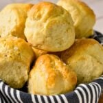 3-Ingredient Dinner Rolls