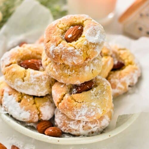 Almond Cookies (4 Ingredients)