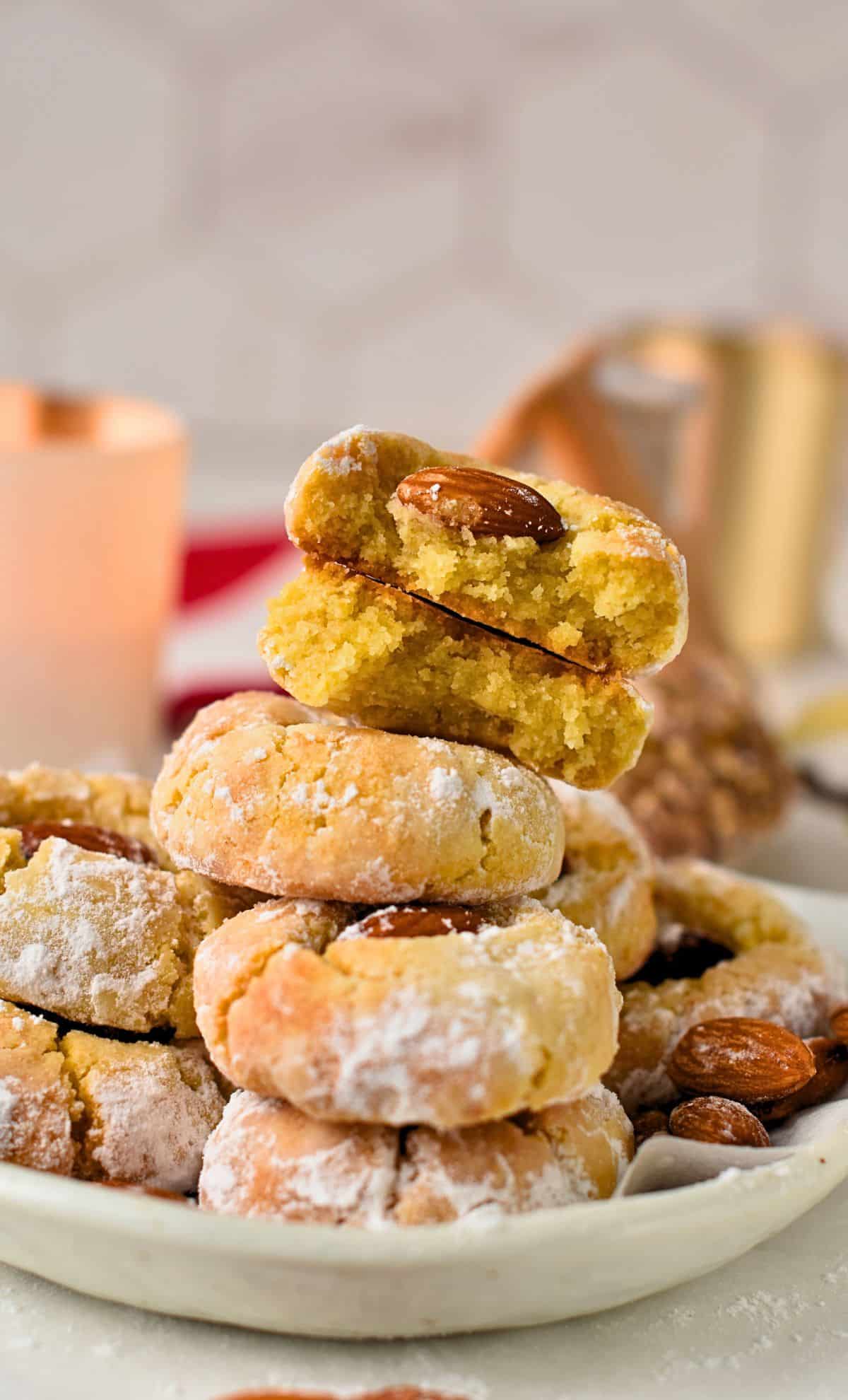 Almond Cookies