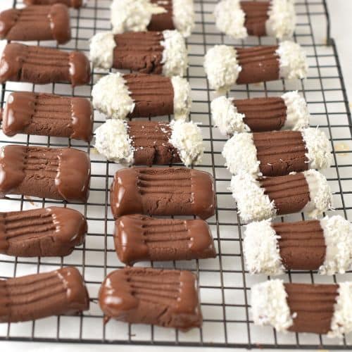 Chocolate Shortbread Cookies on a wire rack.