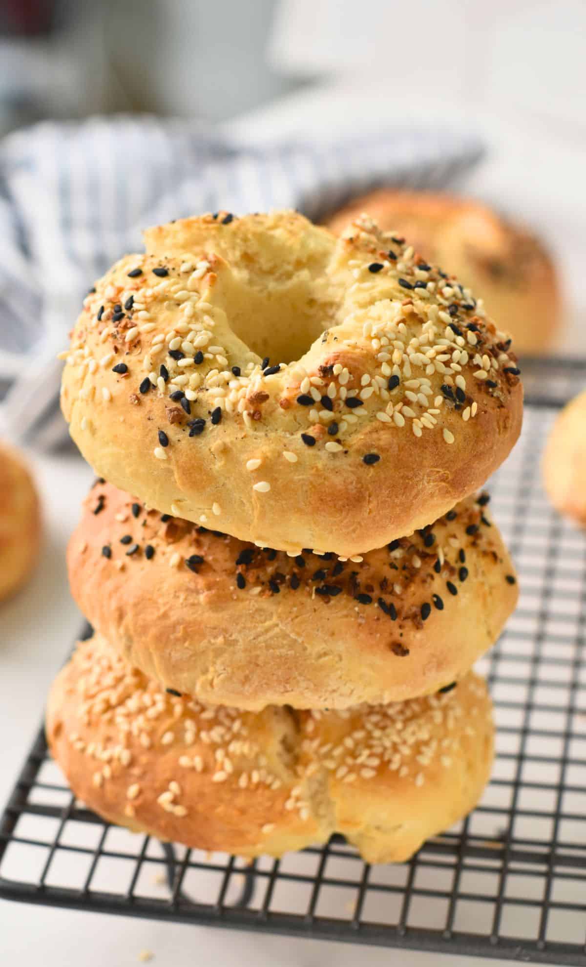 2-Ingredient Bagels