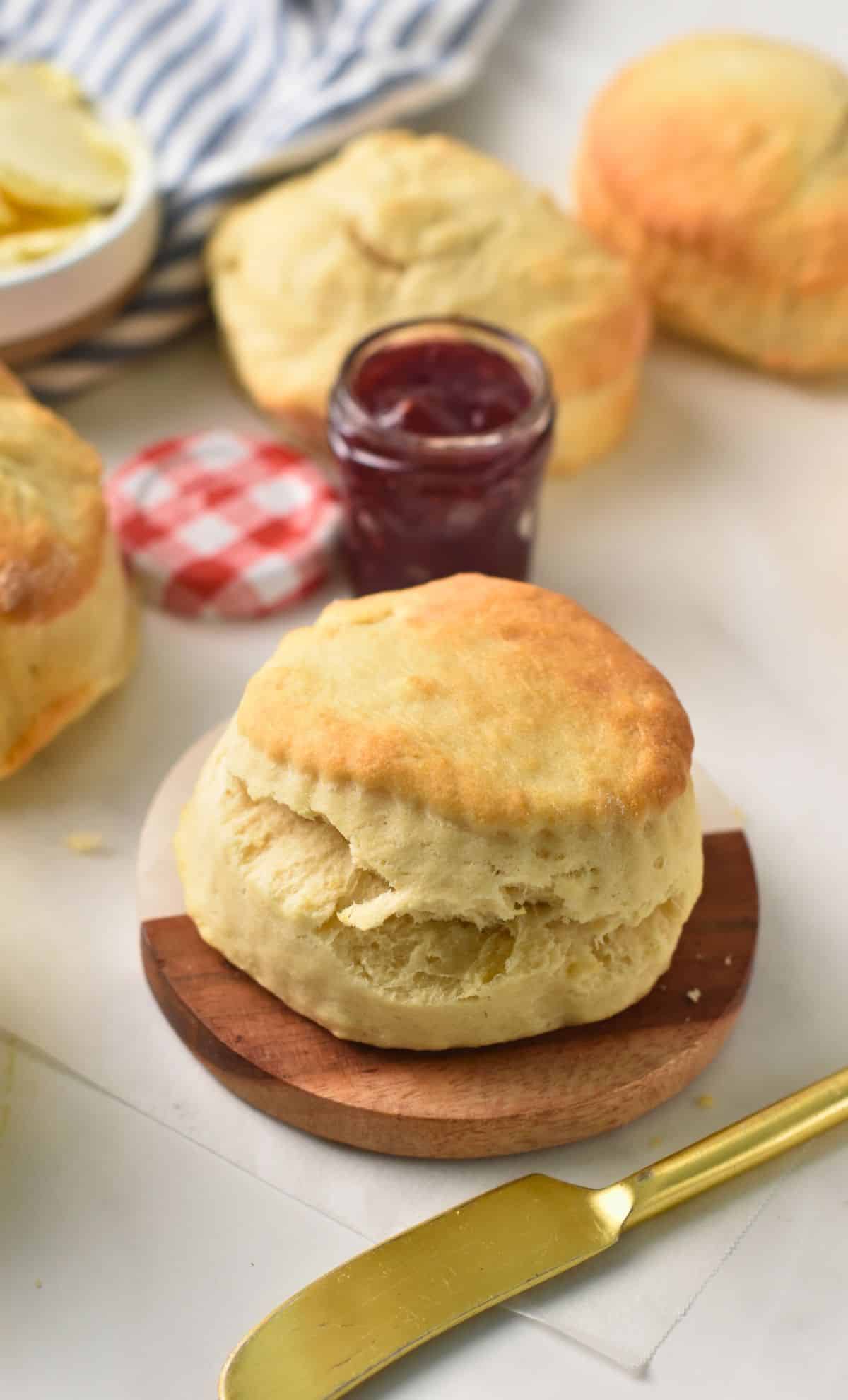 2-Ingredient Biscuits