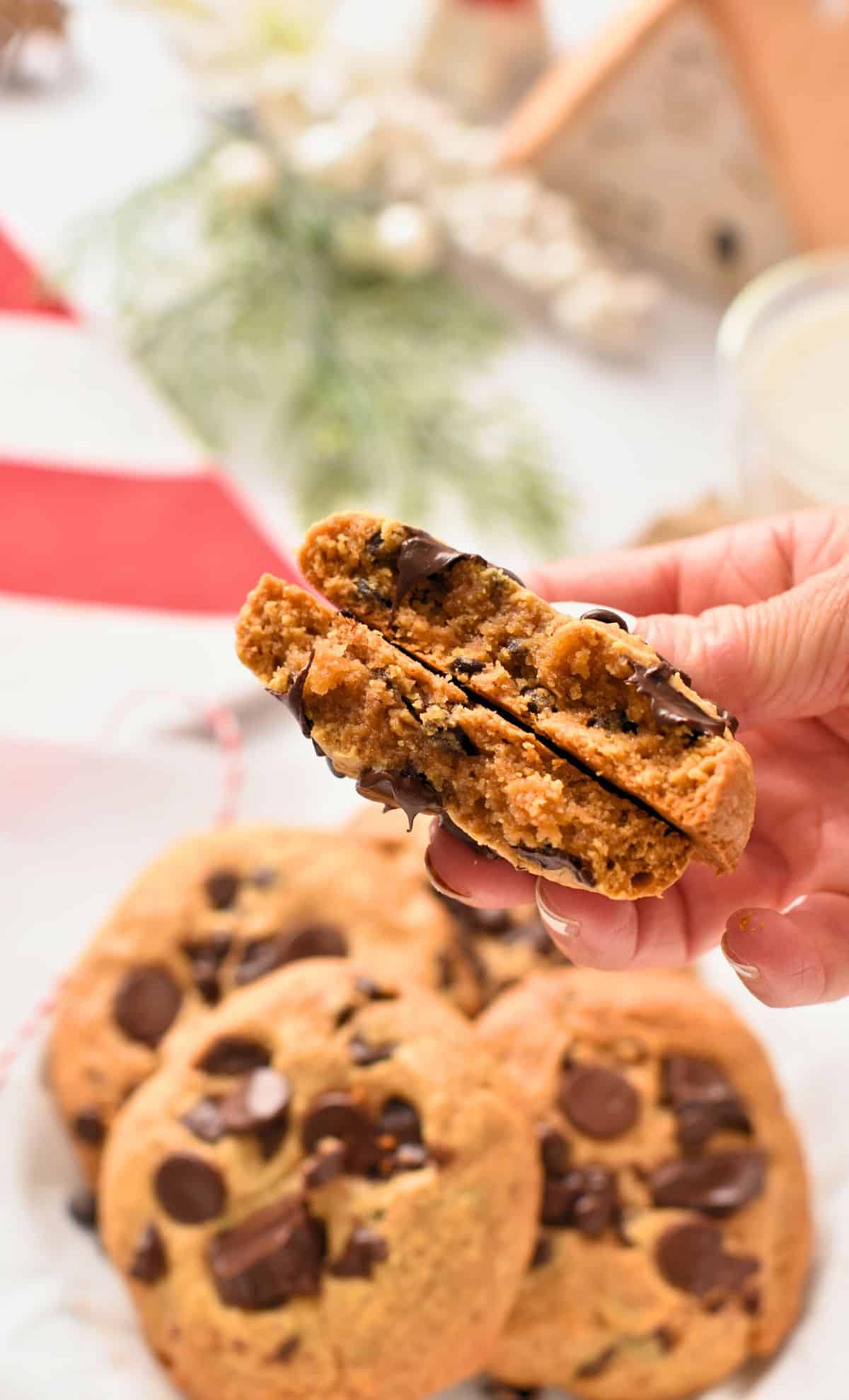 4-Ingredient Peanut Butter Cookies