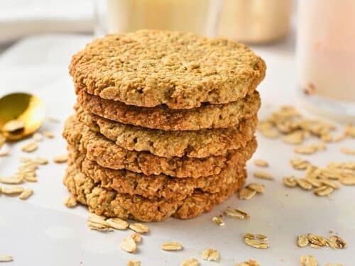 Crispy Oatmeal Cookies