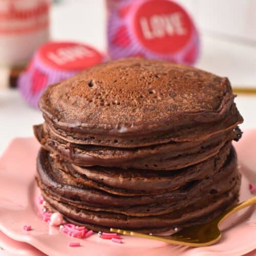 Chocolate Pancakes (4 Ingredients, No Eggs)