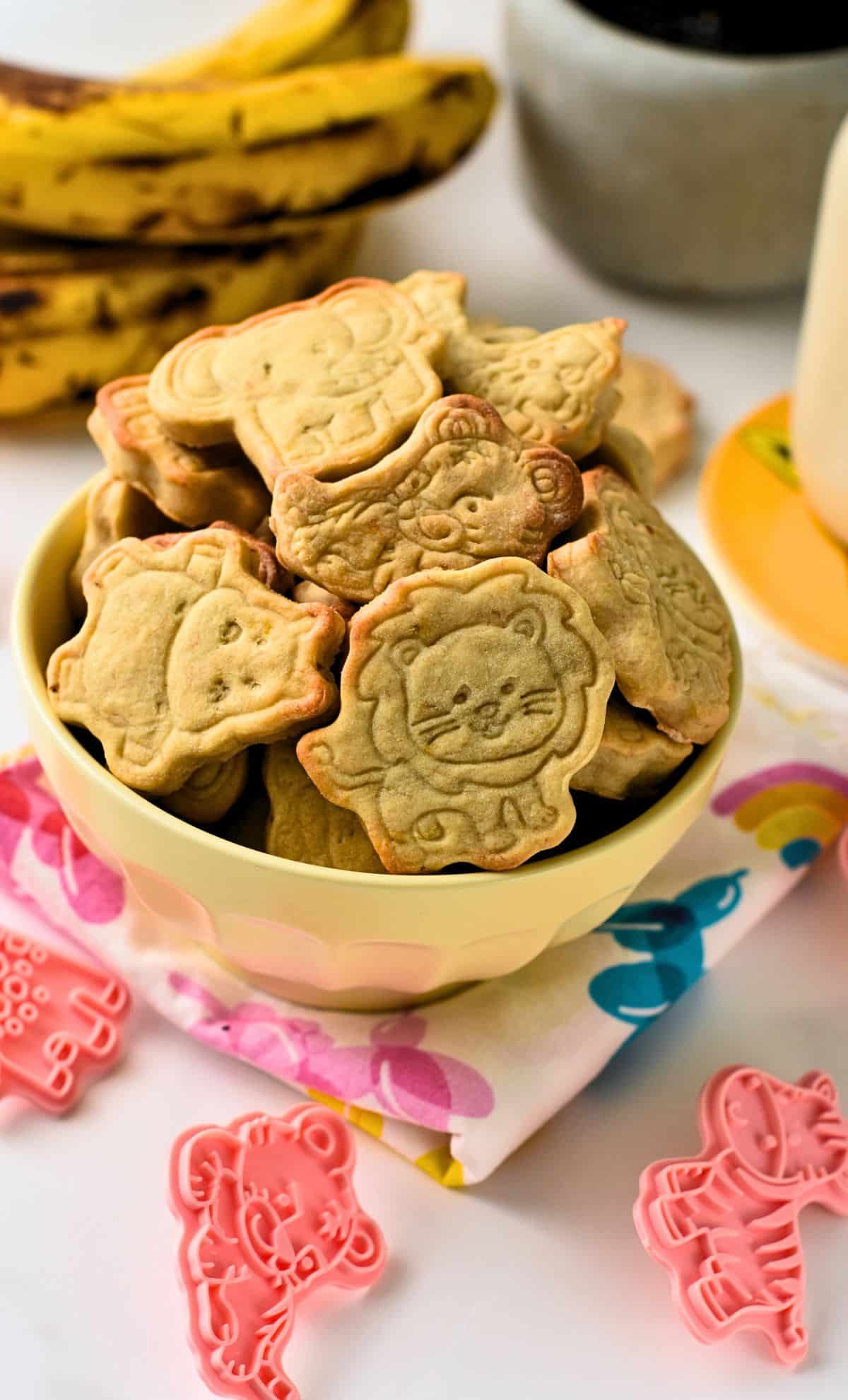 4-Ingredient Chewy Banana Cookies