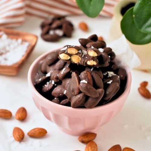 Almond Clusters (3 Ingredients, Low-Sugar)