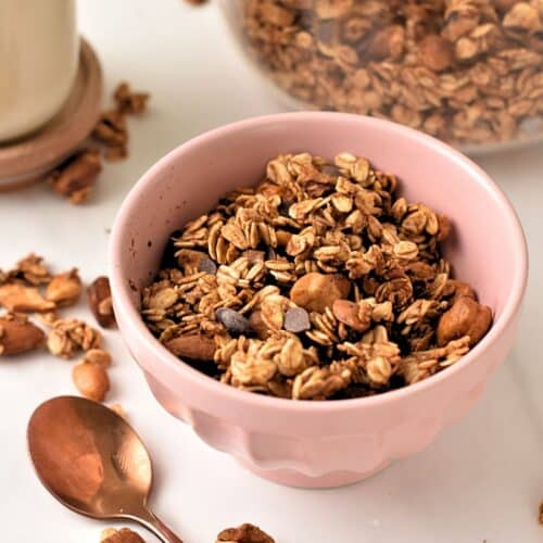 Banana Granola (4 Ingredients, Oil-Free)