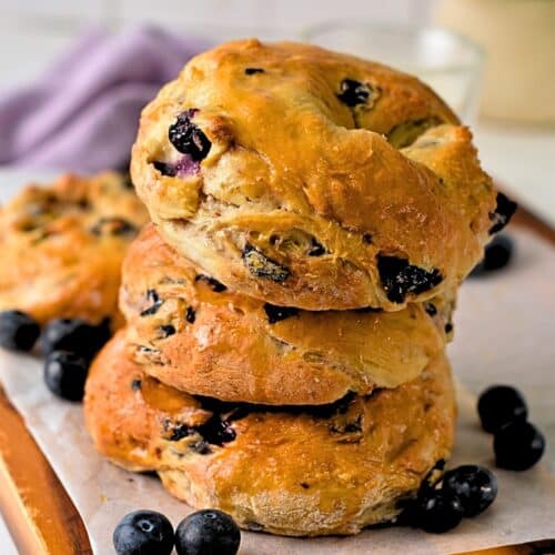 Blueberry Bagels (4 Ingredients, No Eggs, No Yeast)