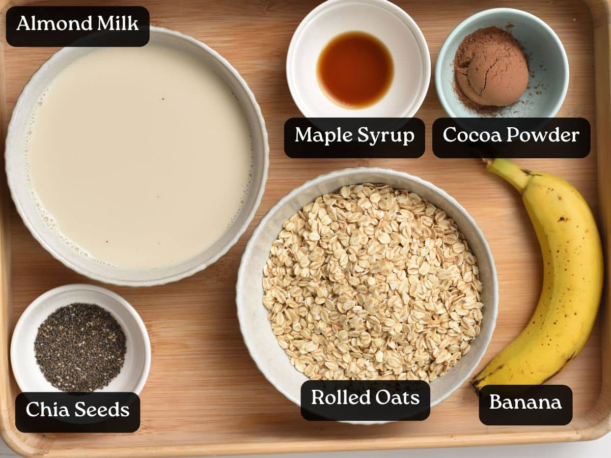 Ingredients for Banana Chocolate Overnight Oats